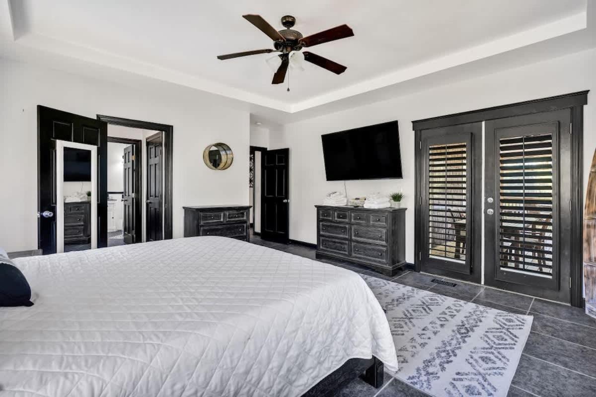 Heated Private Pool, Pond Views, Fishing, Mins To Carolina Beach Wilmington Exteriér fotografie